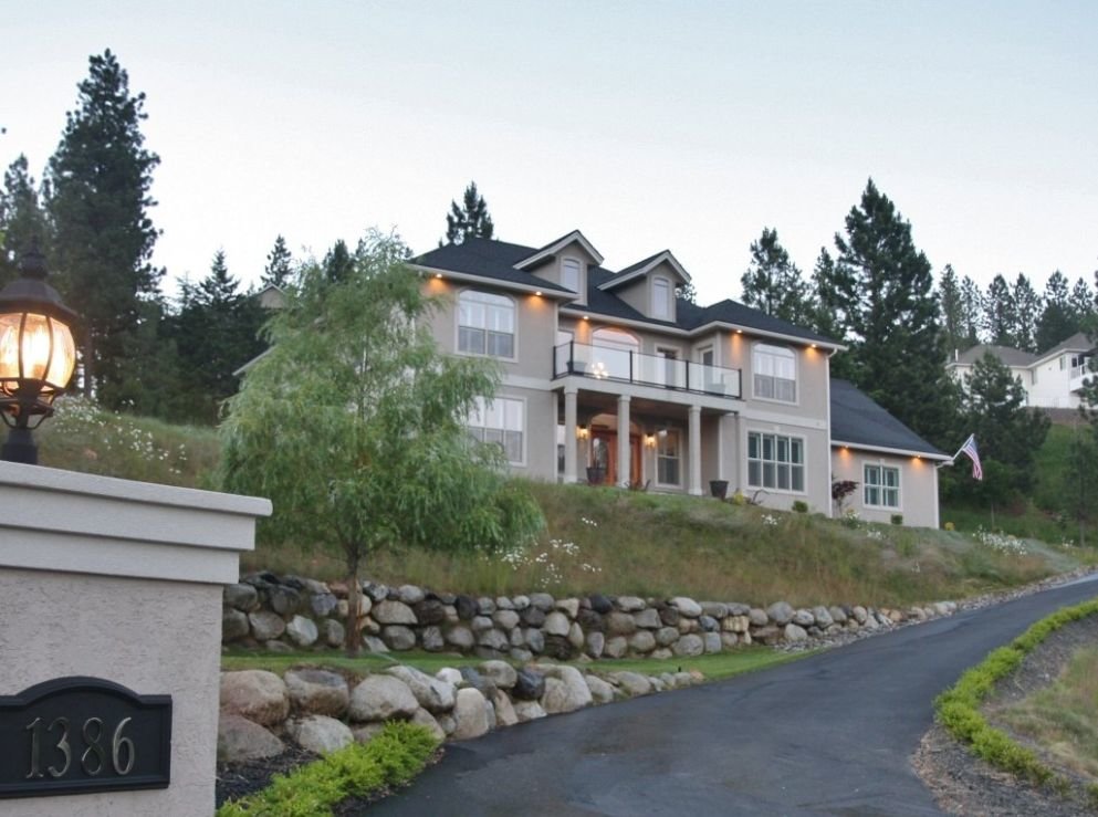 1386 E Grandview Drive